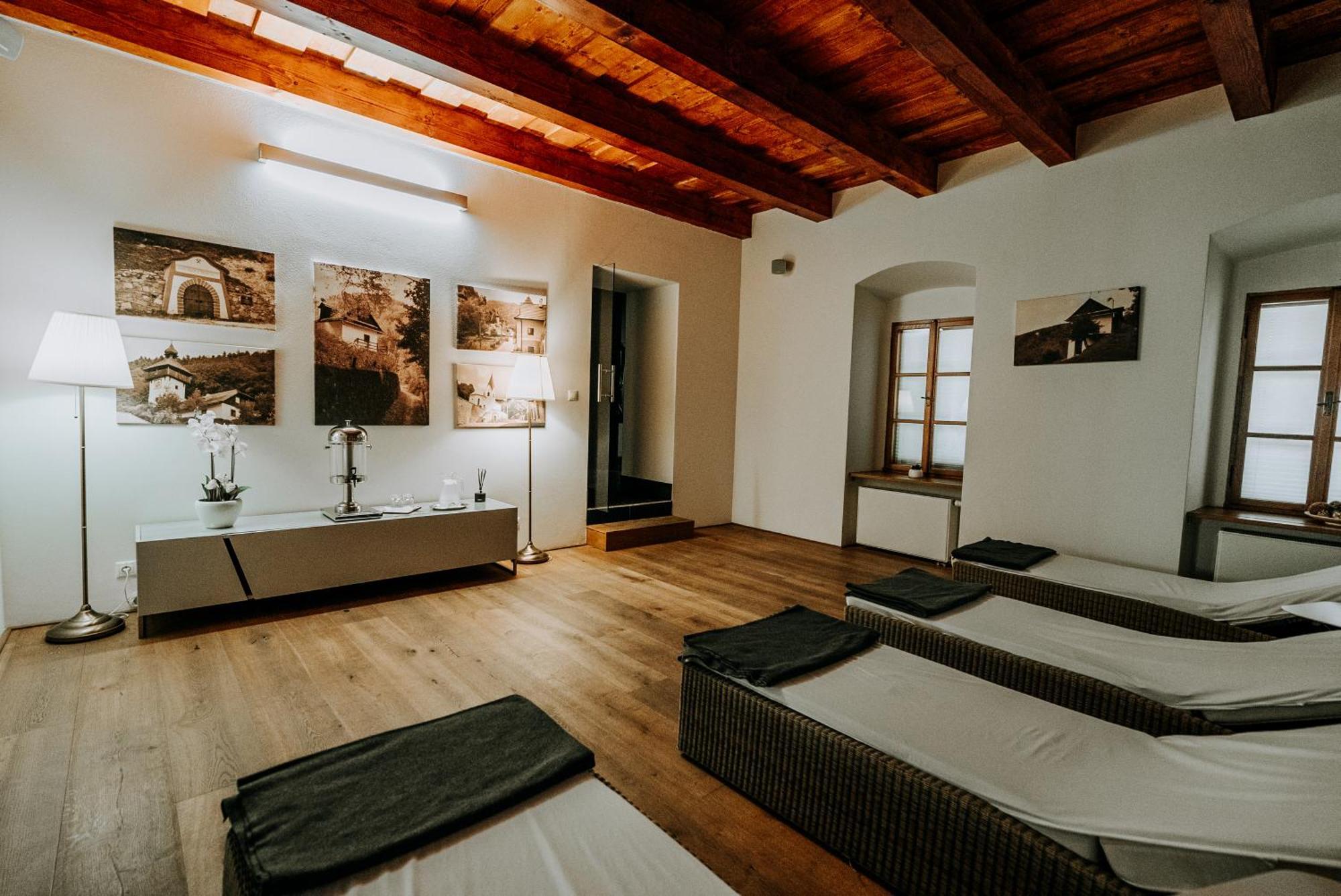 Penzion Bansky Dom Banská Štiavnica Exteriör bild